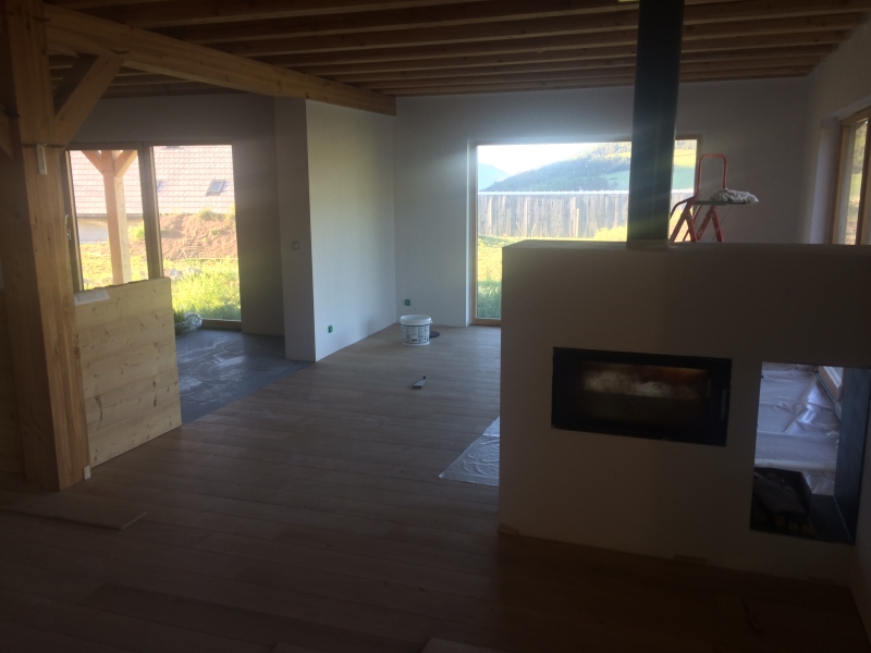 Intérieur d'une maison ossature bois