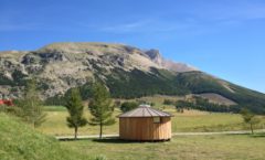 La yourte en bois de 22 m2 au col du Festre