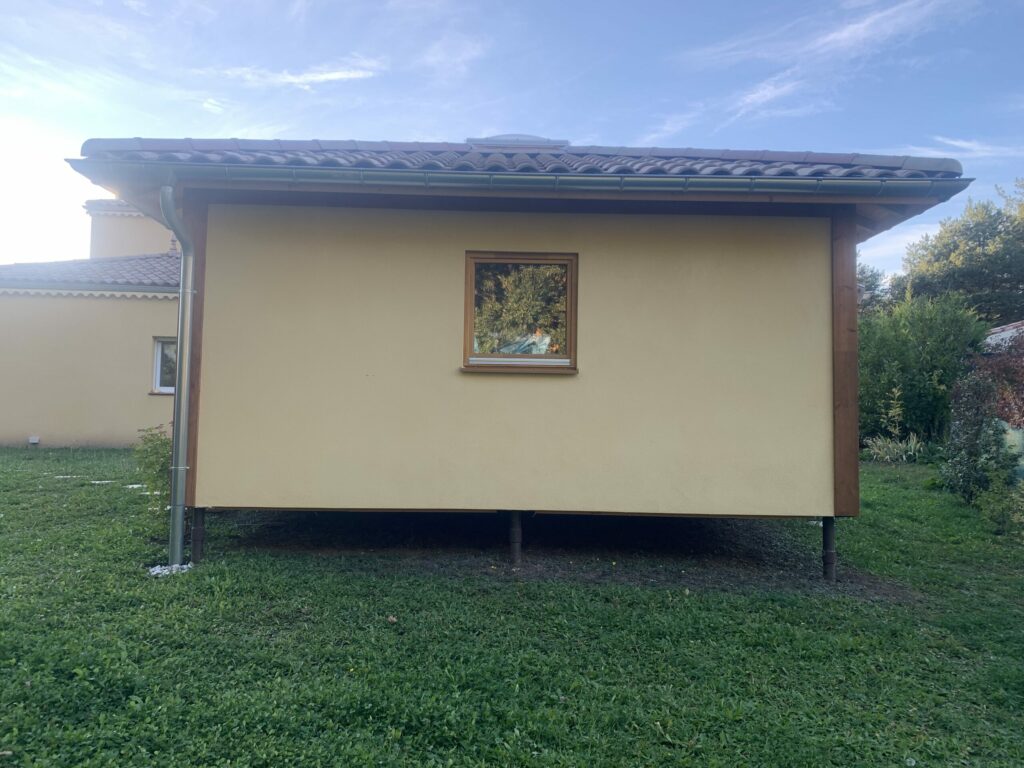 Yourte carrée en ossature bois 
Intradosse Hautes-Alpes